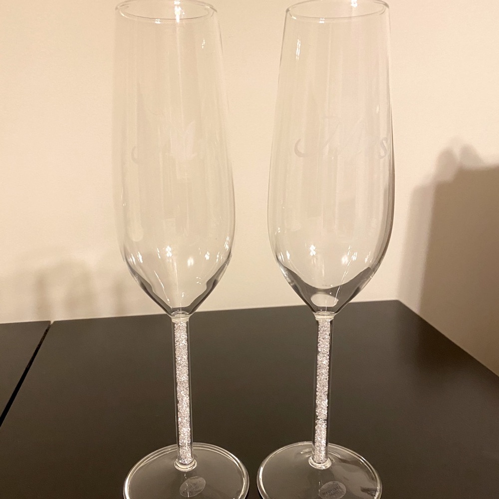 Mr. & Mrs. Champagne Glasses